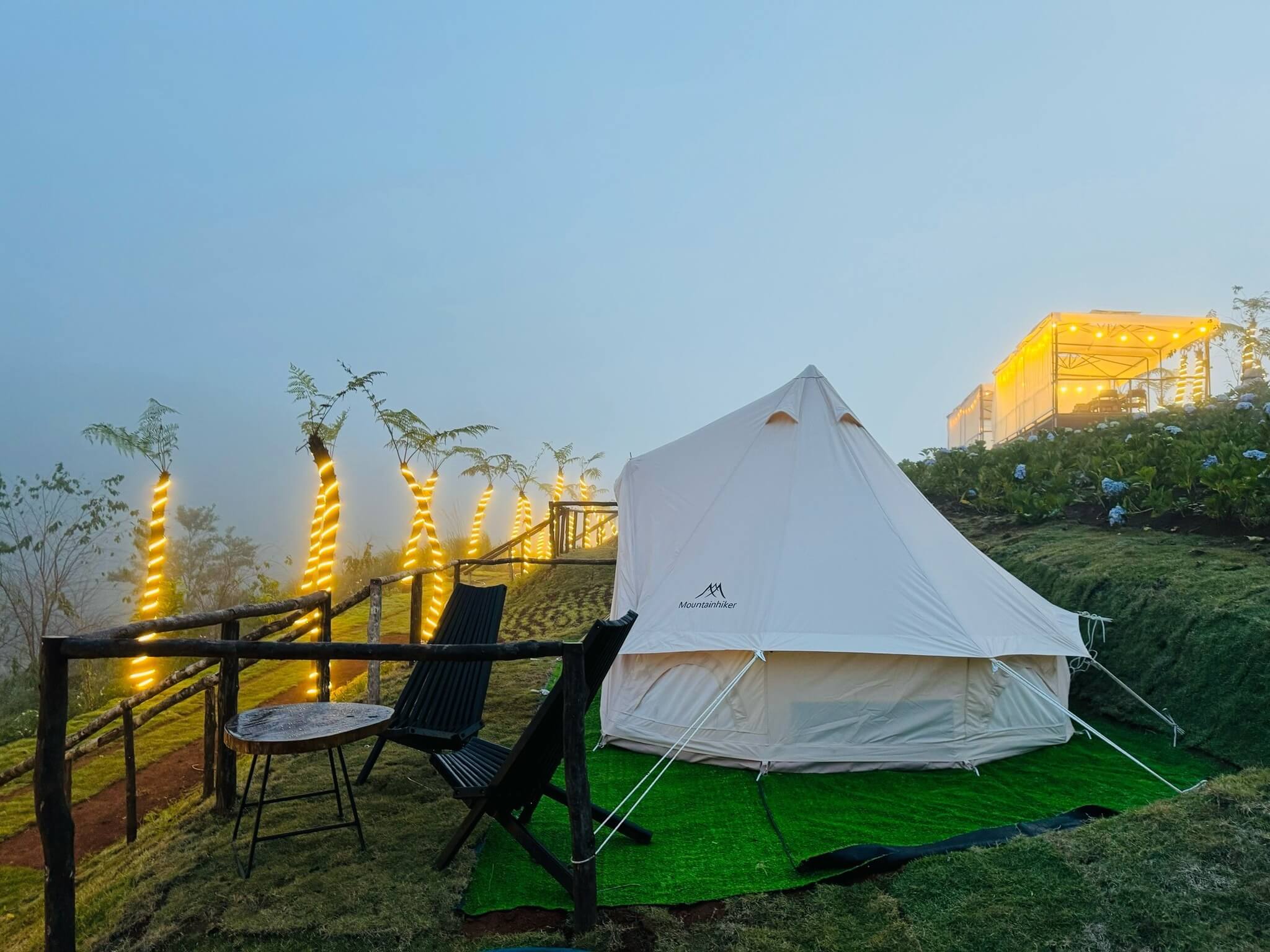 Việt Úc Flower Garden