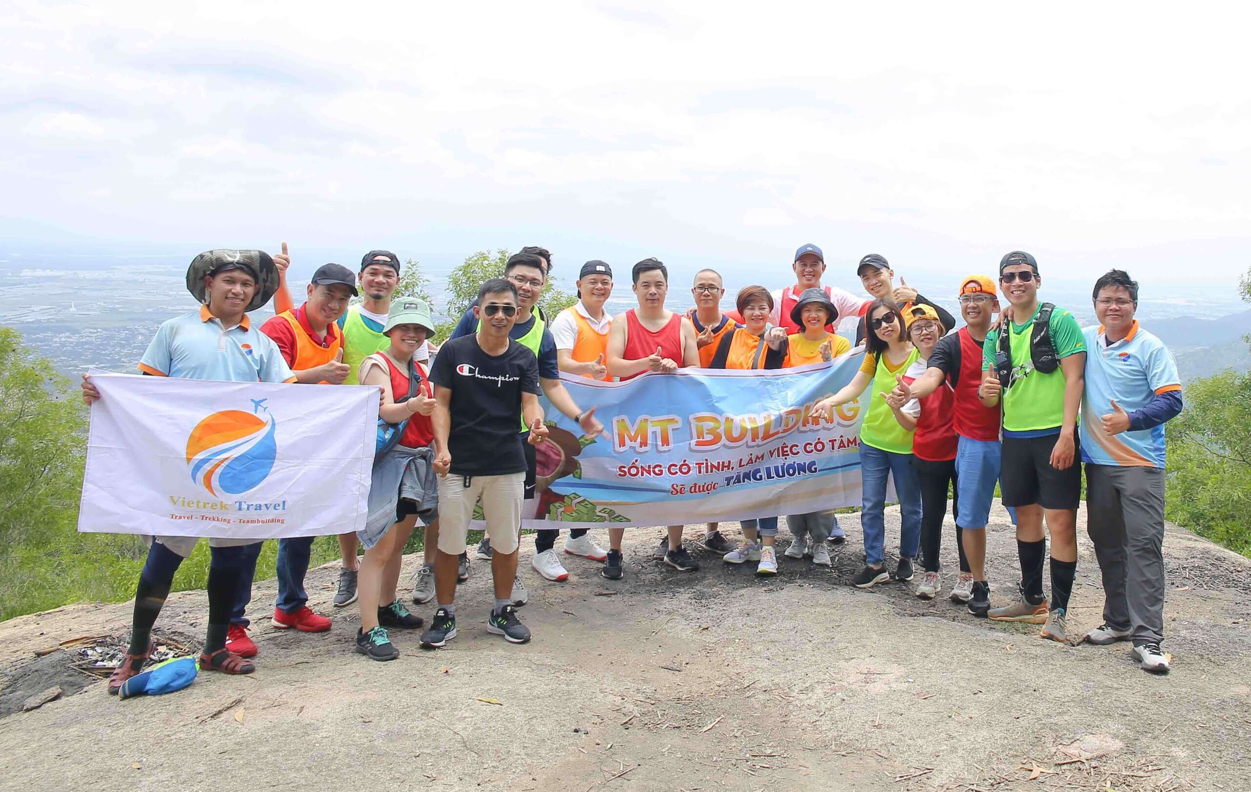 Trekking Chinh Phục Núi Dinh – Hành Trình Kỳ Thú Trekking Chinh Phục Núi Dinh – Hành Trình Kỳ Thú