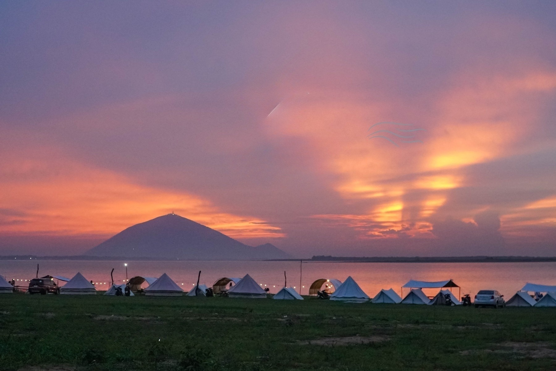 Vivu 24h – cắm trại hồ Dầu Tiếng