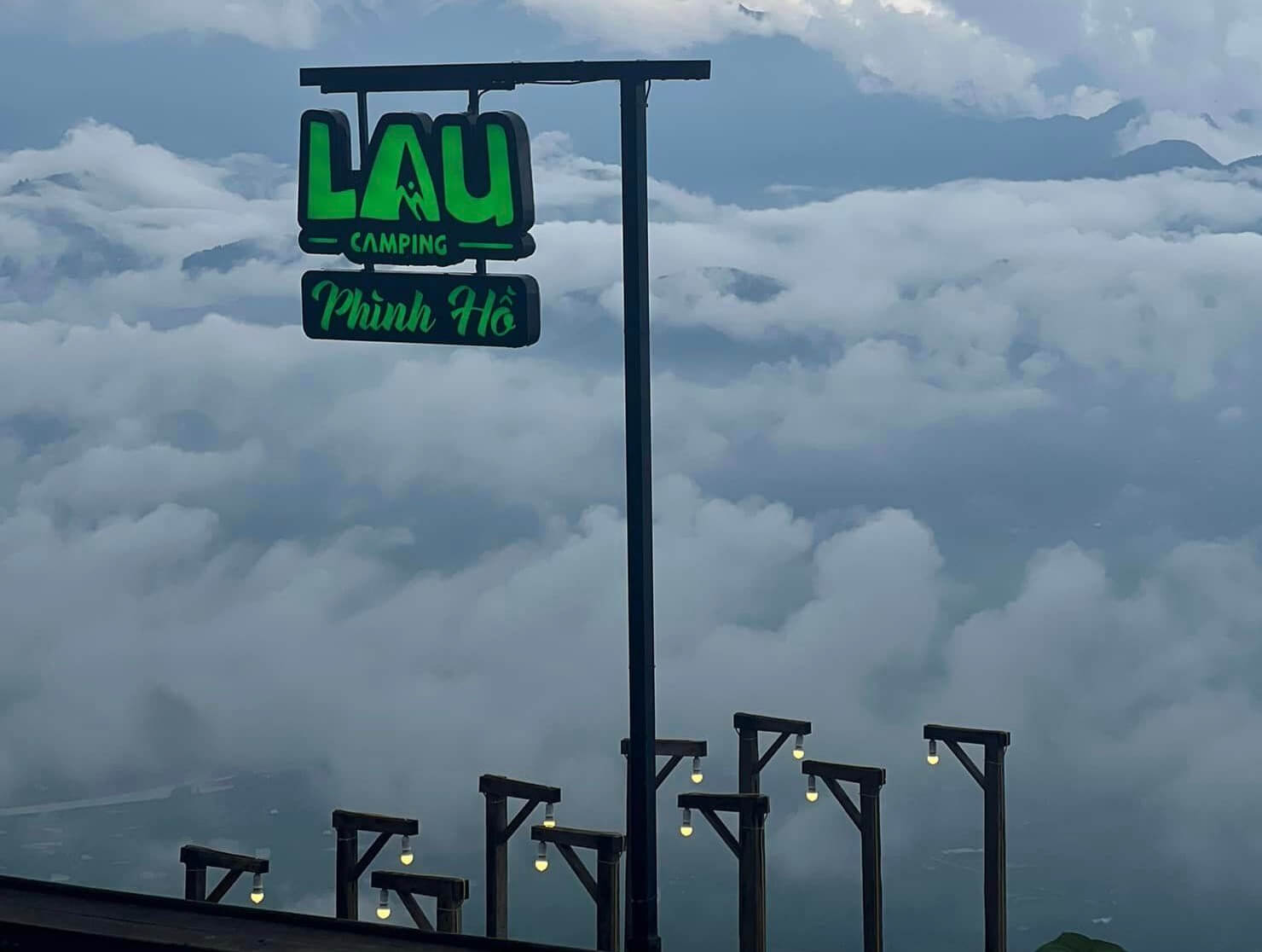 Lau Camping Phình Hồ