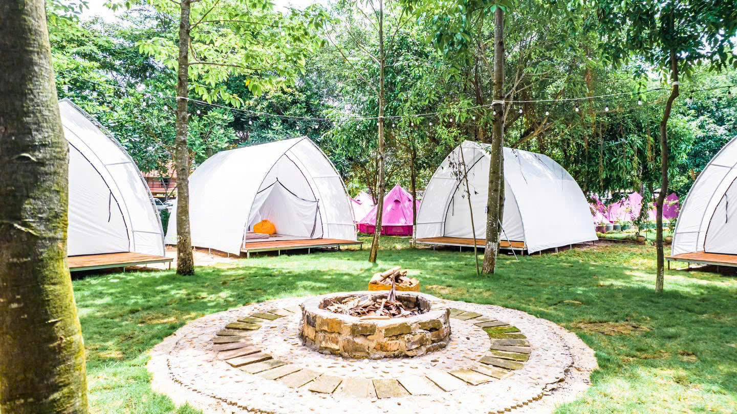 Napy Garden là một địa điểm cắm trại lý tưởng với khuôn viên rộng lớn, nhiều cây xanh